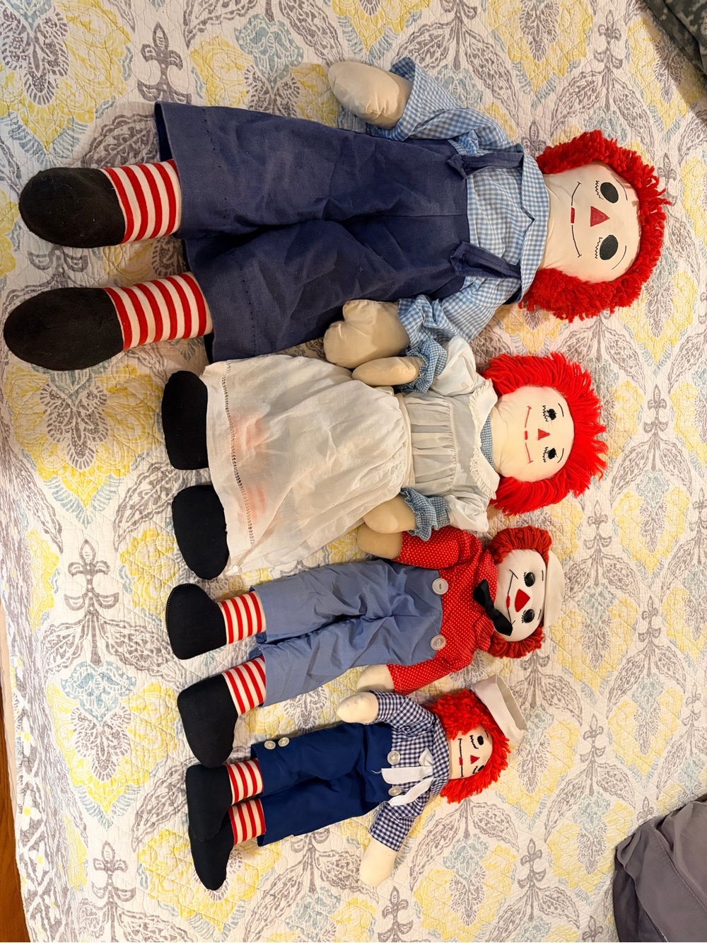 Raggedy Ann and Andy family of 4 vintage dolls.